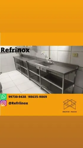 Mesa,pia,coifa  tudo de inox