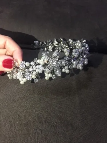 Tiara de zircônia com pérolas