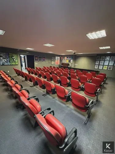 Aluguel e Venda Prédio Comercial com 12 salas no Bairro Quilombo em Cuiabá