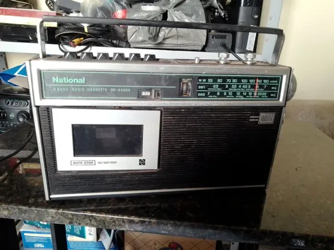 Rádio antigo am national