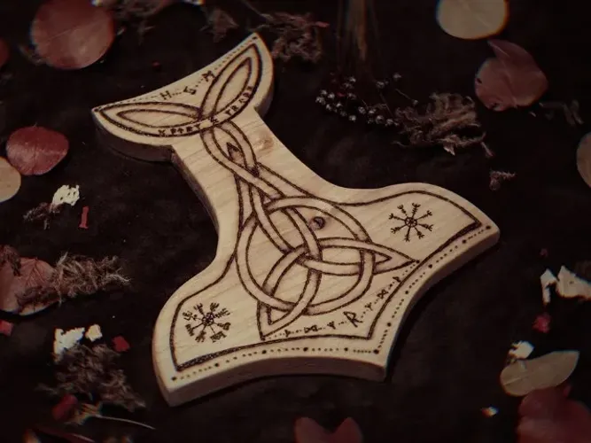 Mjolnir Martelo de Thor mitologia nórdica (artesanal)