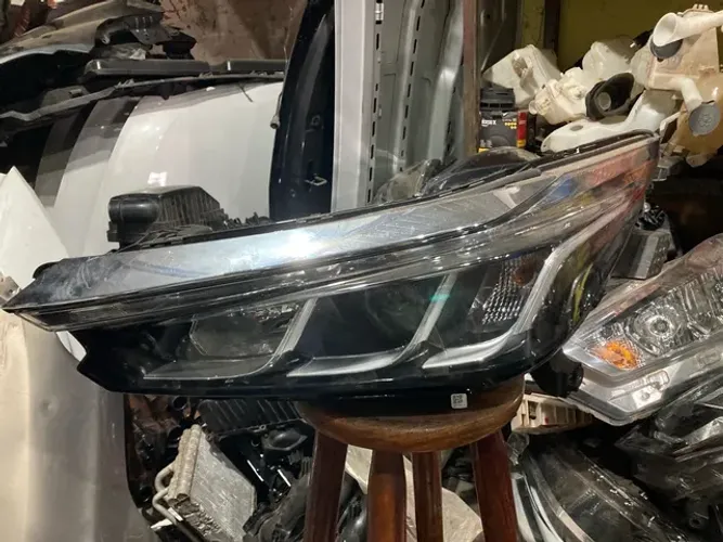 Farol Honda City 2022 L.E