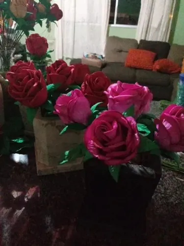 Vendo forma de alumínio pra molde de flores,pétalas e folhas