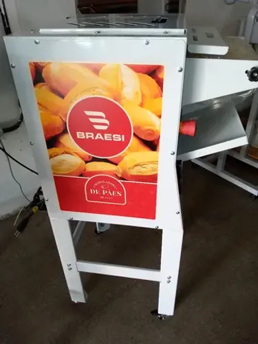 Modeladora de pães Braesi 