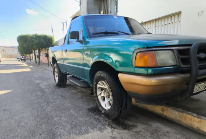 Vendo Ranger XL gasolina 1996