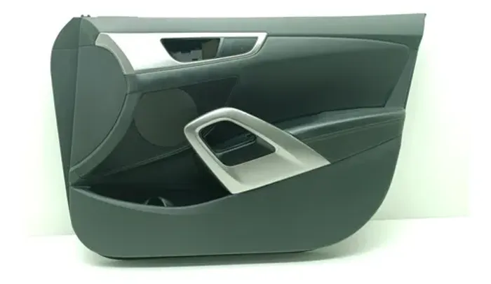 Forro De Porta Dianteira Direita Hyundai Veloster 2013