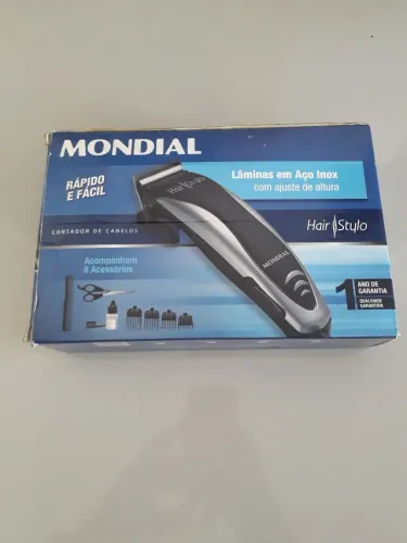 Máquina de cortar cabelo Mondial, ótimo estado.