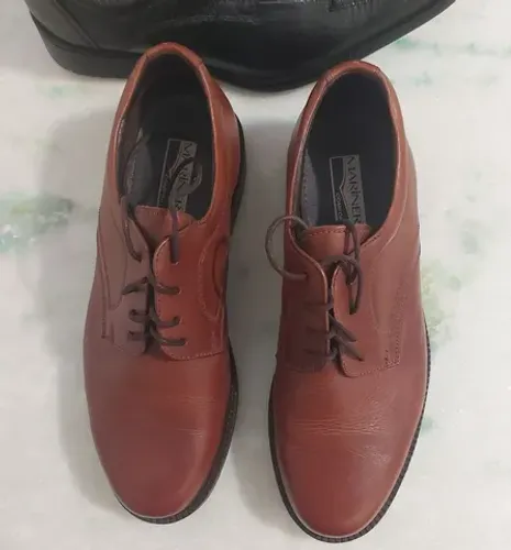 Sapato em couro masculino Novo