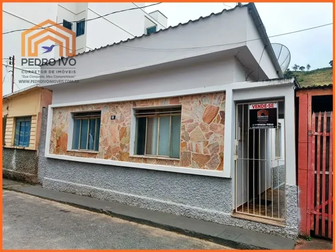 Casa para Venda em Lima Duarte, Centro, 4 dormitórios, 2 banheiros