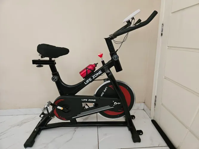 Bicicleta Ergométrica Life Zone 