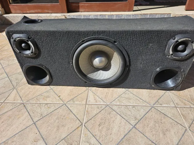 Caixa de Som com sub Bravox 12"  completa com cornetas e Twitter hinor