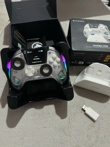 Controle Gamer Manba One V2 com display 