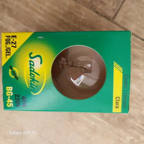 Lâmpada bolinha Sadokin 40W 220v E-27 Clara
