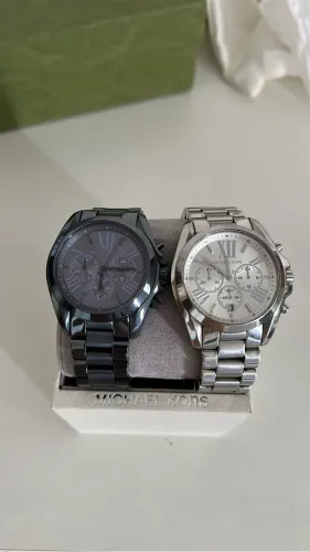 Vendo relógios Michael Kors original 