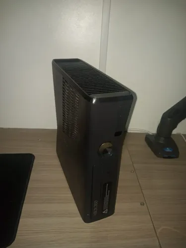  Xbox 360 com Kinect - Para Conserto ou Peças 