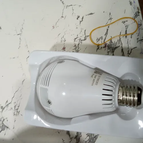 Câmera ip em formato de lâmpada....pra ver imagem no celular