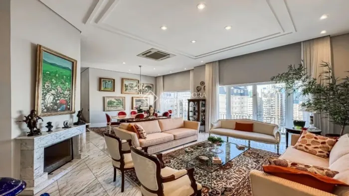 Cobertura duplex à venda no Batel - 04 quartos e 04 vagas - Luxo, espaço e localização pri