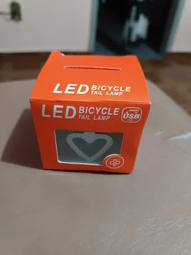 Luz Traseira de Bicicleta LED em Forma de Coração