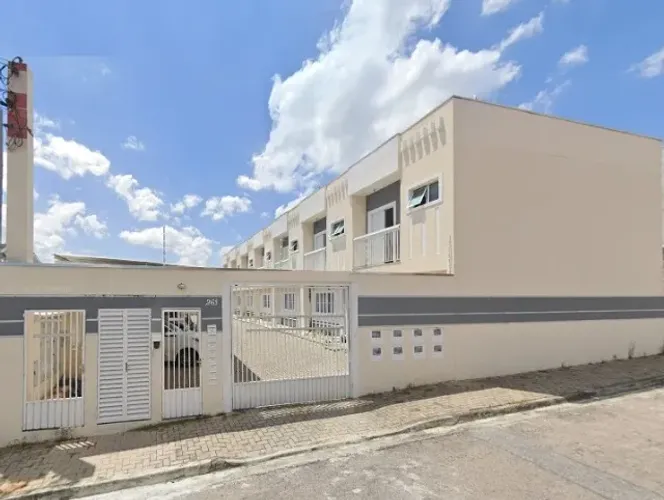 Condomínio no Jd. Califórnia em Jacareí-SP  -  Mobiliado!!!