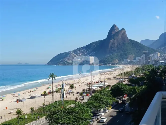 COBERTURA VIEIRA SOUTO 212 m² 4 quartos 2 suítes e 1 vaga IPANEMA