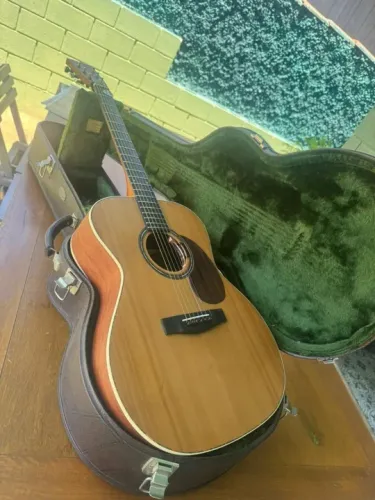 Violão de Luthier modelo Martin JM-28