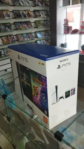 Playstation 5 slim fisico - com jogos lacrado - 2 anos de garantia