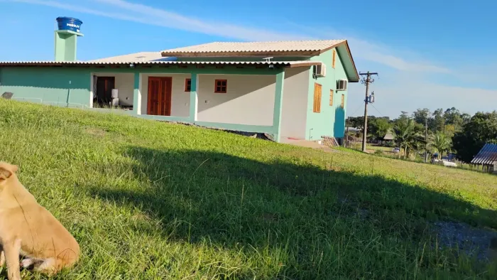 Sítio com casa em Gravataí/ Rs