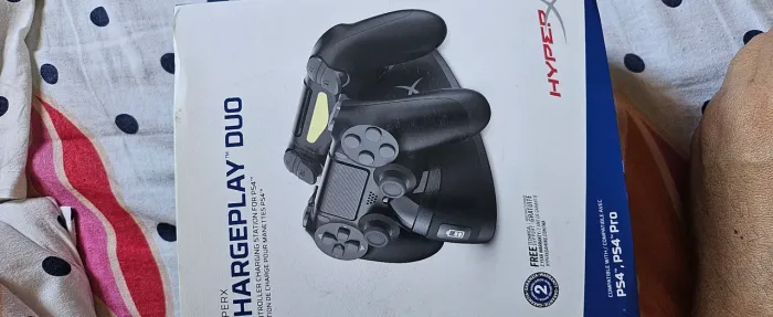 Base de Carregamento Dual para Controle PS4 - HyperX ChargePlay Duo