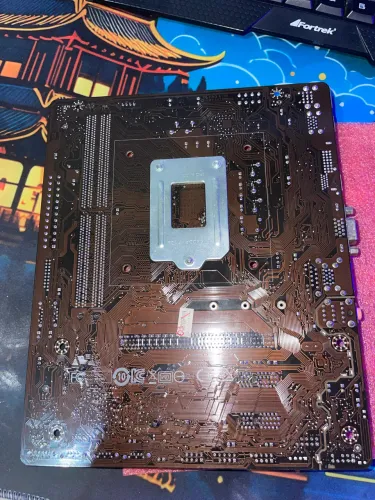 Placa mãe B250M Pro-VH + i5 7400