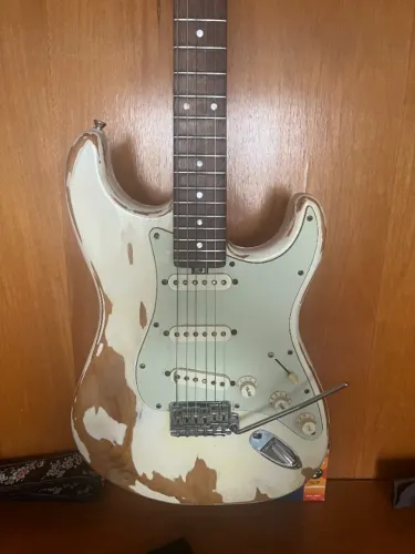 Guitarra Stratocaster Relic Custom Shop Music Maker