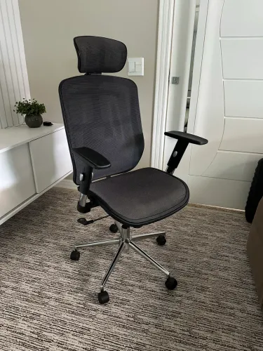 Cadeira de Escritório Ergonômica Comfy ErgoPro