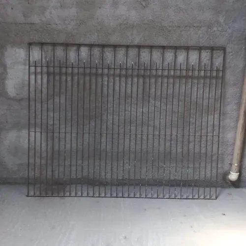 Grade De Ferro Cp 2.50 Mts X Alt 2 Mts X LG 2 Cm / -- 01092