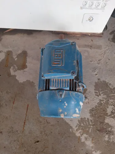 Motor WEG W22 25 cv