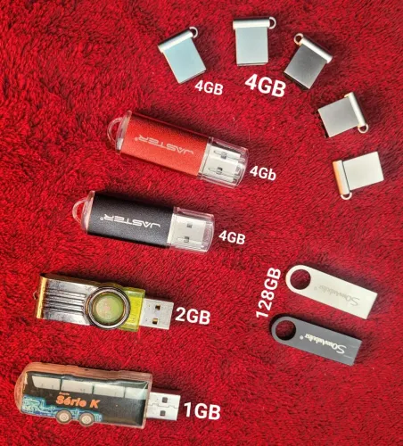Pen Drives Novos ou Gravados