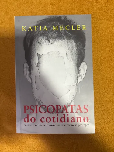 Livro Psicopatas do Cotidiano