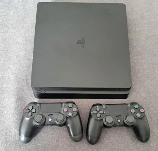 Ps4 Slim 2 Controles Originais e 15 Jogos impecável