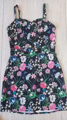 Vestido Floral com Decote someday