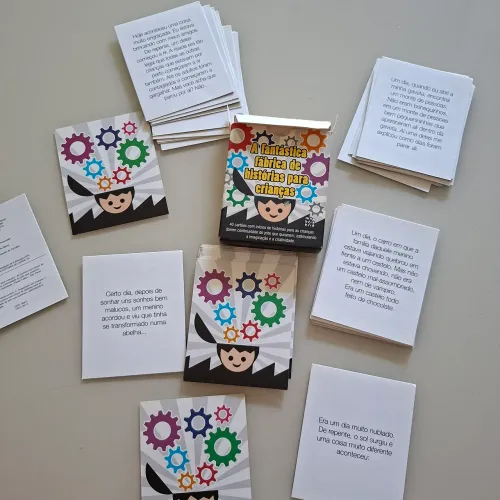 Jogo de Cartas Infantil Fantástica fábrica de histórias