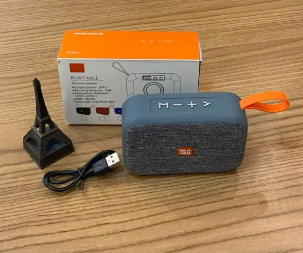 Caixa Portátil T&G TG-506 Bluetooth e Pen Drive Som Potente 