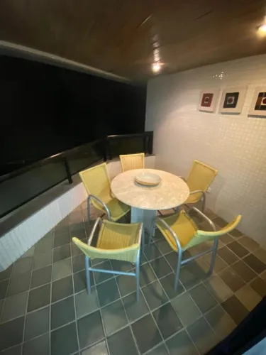 Edf. Maria Odile Beira, mar de candeias 206m², 4 quartos, 3 suítes