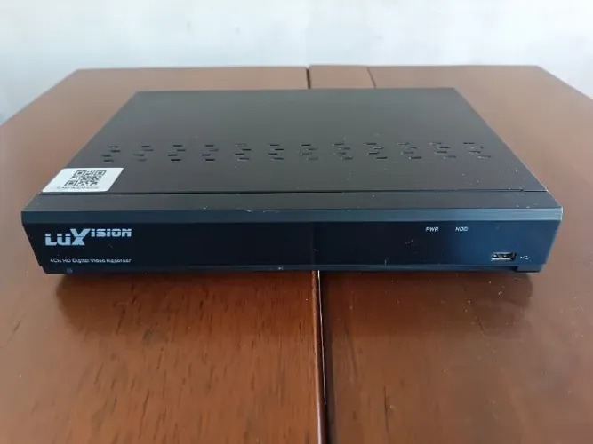DVR Luxvision - LVDVR9804 de 04 canais