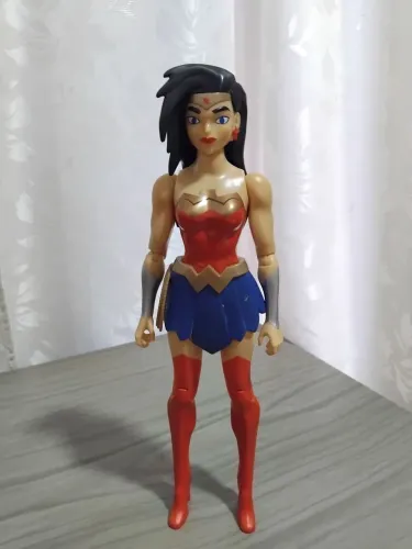 Boneca Mulher Maravilha Mattel