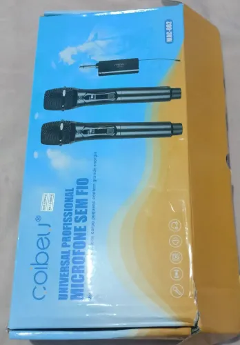 Microfone sem fio coibeu