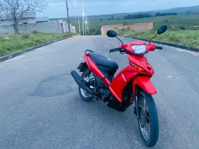Yamaha Crypton 115cc - 2010 - Com Manual e Chave reserva. 