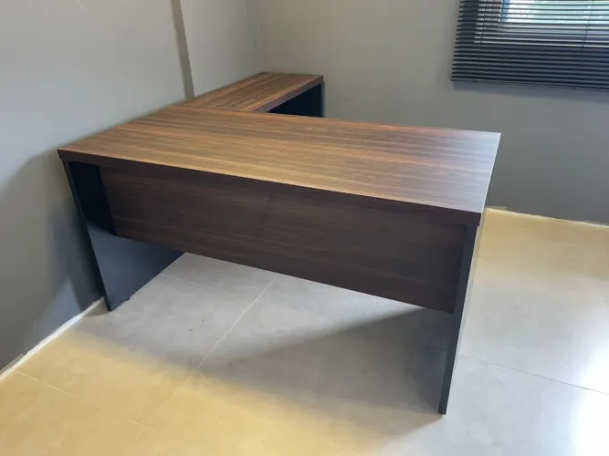 MESA DE ESCRITORIO EM L 1.50x1.60 LD MÓVEIS IKONMIXOFFICE 