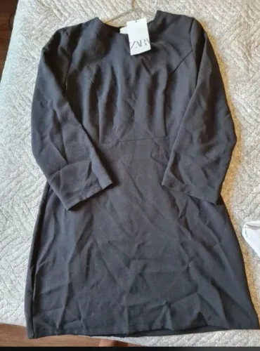 Vestido preto Zara G com cinto