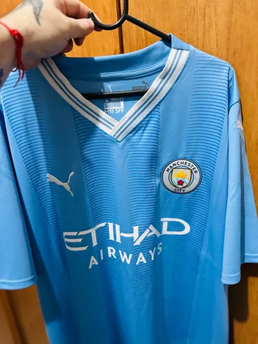 Camisa ORIGINAL Manchester City Puma torcedor (Oasis fãs) NOVA