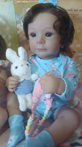 Bebê reborn com detalhes incríveis realistas