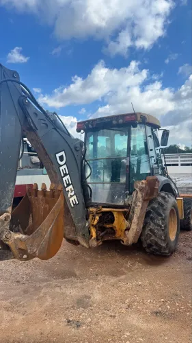 Retroescavadeira Jonh Deere 310 L