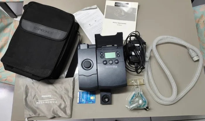 CPAP Philips Remstar Auto com Umidificador completo